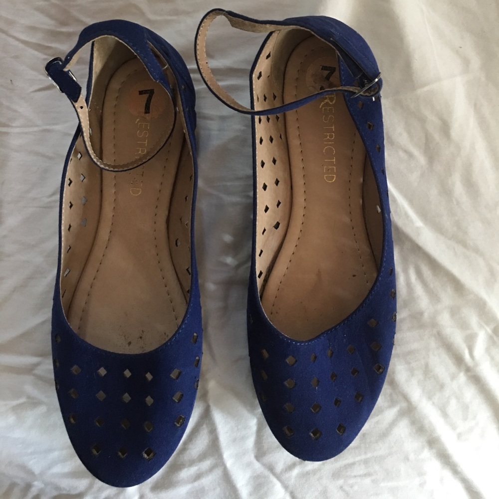 COPY - Deep blue size 7 flats